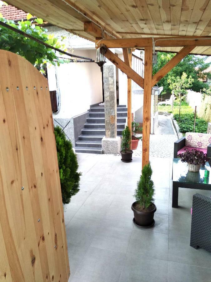 Къща Карби Kŭrdzhali Exterior foto